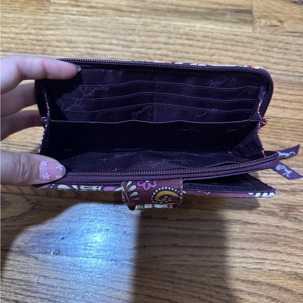 Vera Bradley pursue and wallet set - Picture 12 of 14